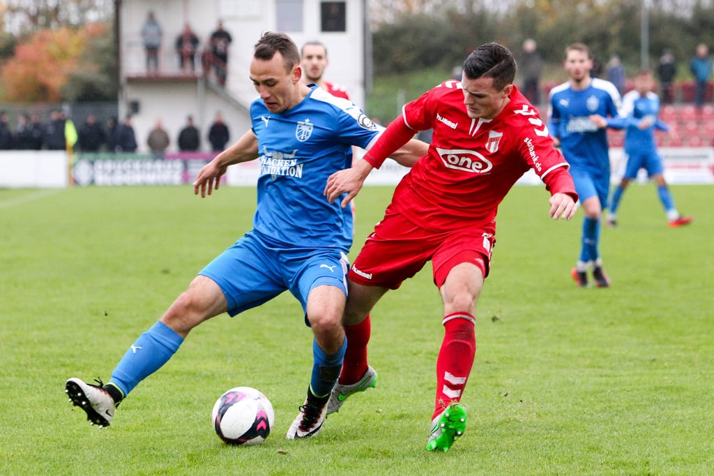 Timo Maurer (l.) im Trikot des FC Carl Zeiss Jena.