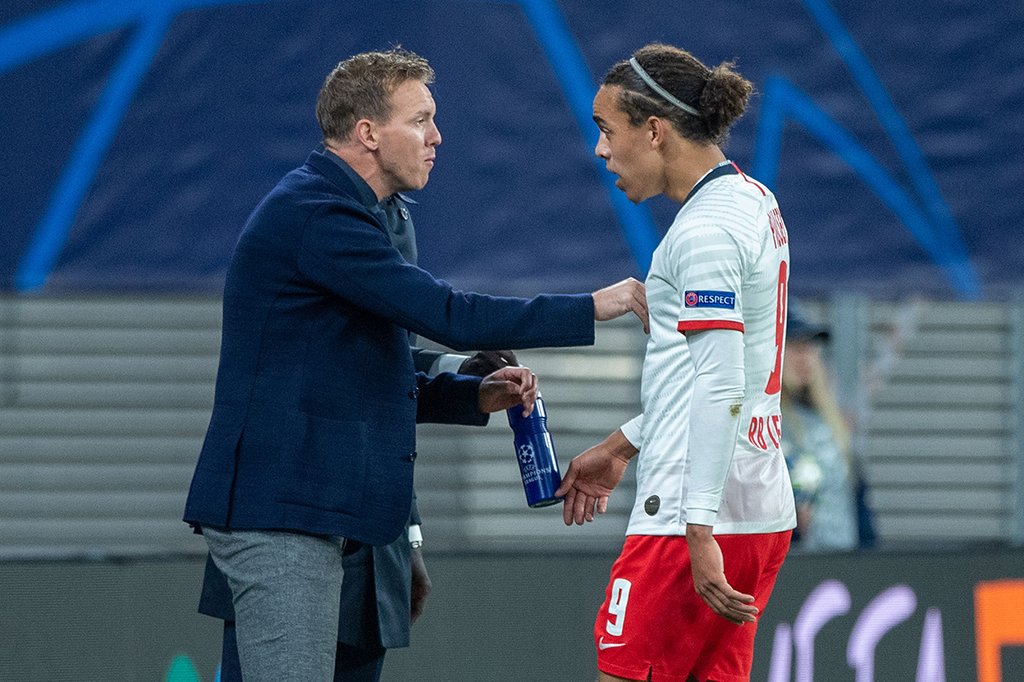 Julian Nagelsmann sprach mit Yussuf Poulsen über seine Situation bei RB Leipzig.