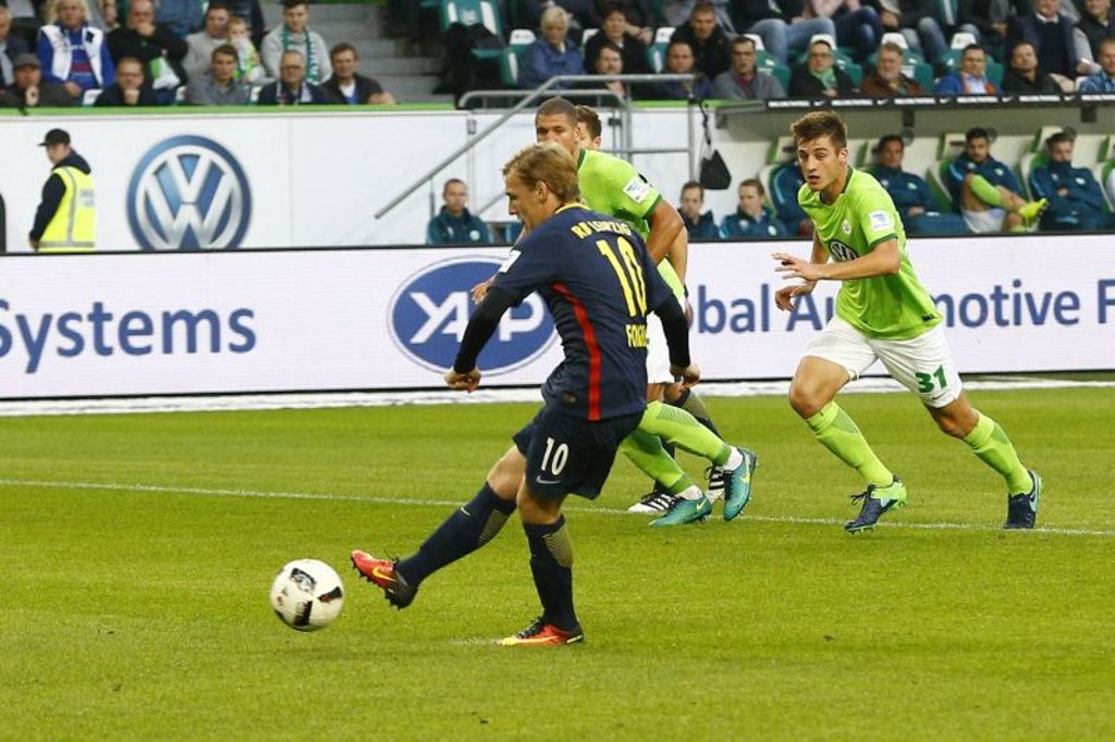Emil Forsberg verschoss im Hinspiel gegen den VfL Wolfsburg einen Elfmeter, traf danch zum 1:0.