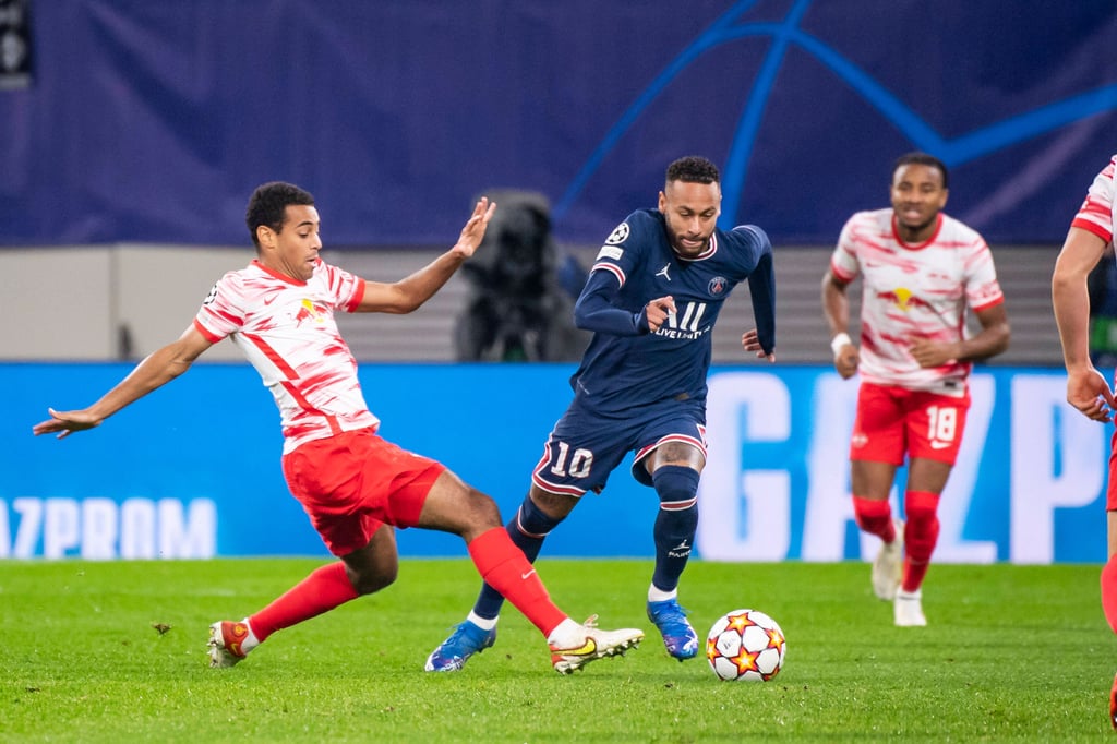 Lässt Neymar vor dem 1:1 passieren: Tyler Adams.