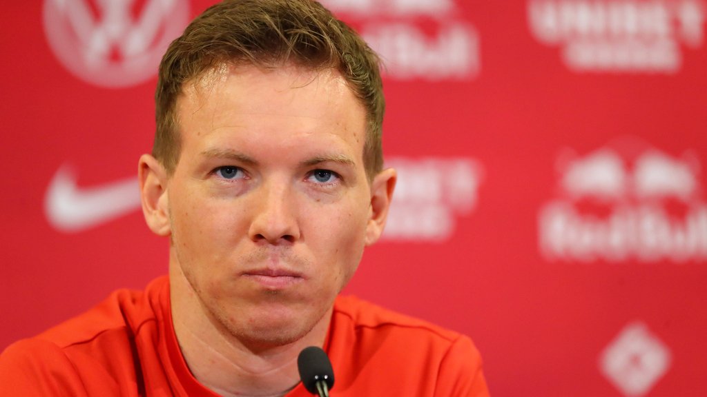 Julian Nagelsmann freut sich über Dominik Szoboszlai.