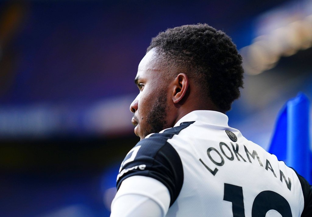 Schlüpft Ademola Lookmann, hier im Dress des FC Fulham, noch einmal ins Trikot von RB Leipzig?