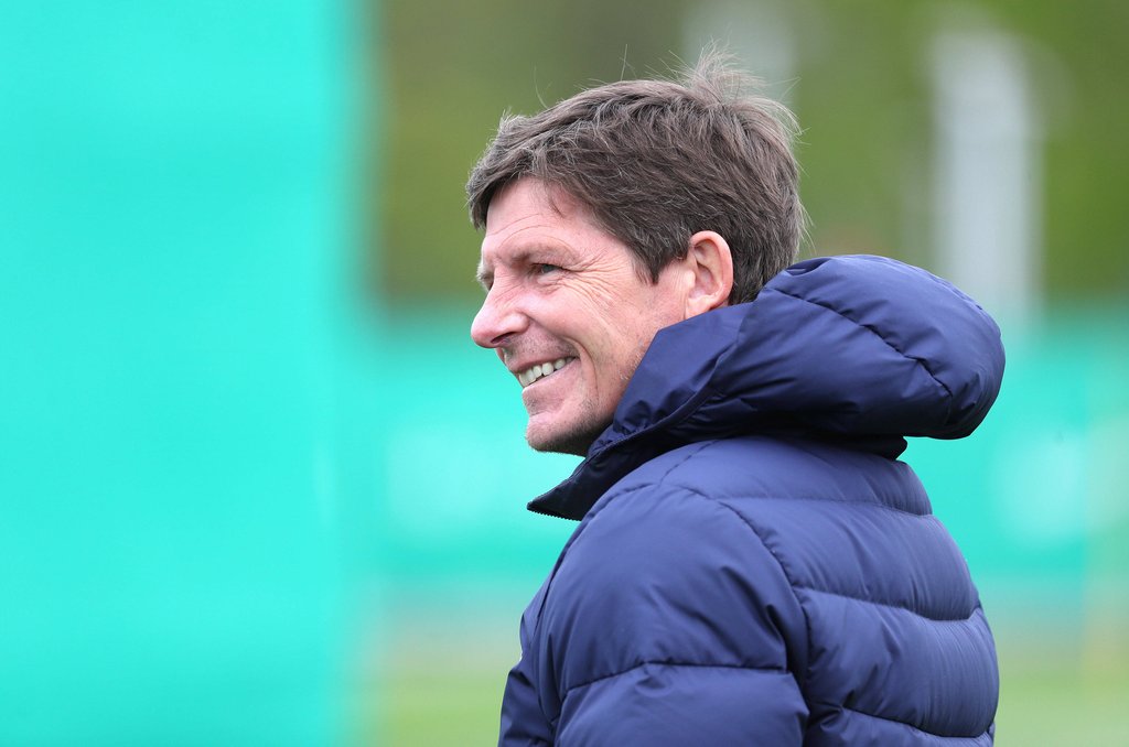 VfL Wolfsburgs Cheftrainer Oliver Glasner.