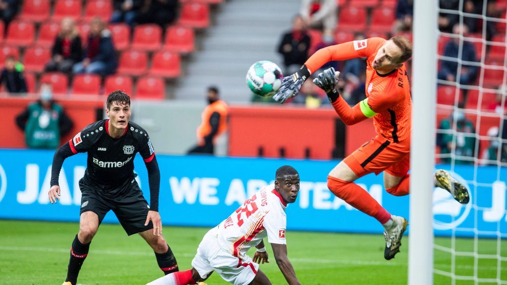 Starker Schick: Der Ex-Leipziger zwang Peter Gulacsi zu einer Glanzparade.