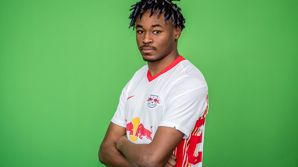 Tritt seinen Dienst schon eine Woche früher an: Mohamed Simakan.