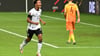 Karim Adeyemi feiert seinen späten Treffer zum 6:0 für das DFB-Team.