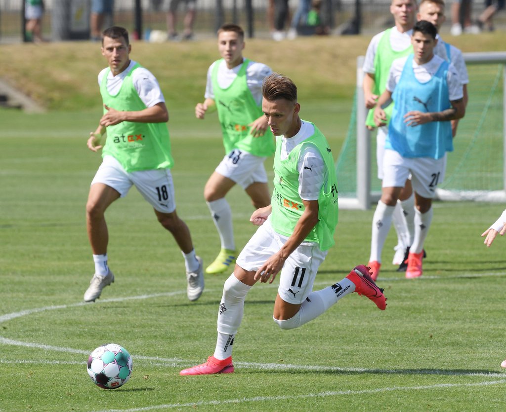 „Marco Rose und Gladbach – geiler geht es gerade nicht”: Hannes Wolf an seiner neuen Arbeitsstelle.
