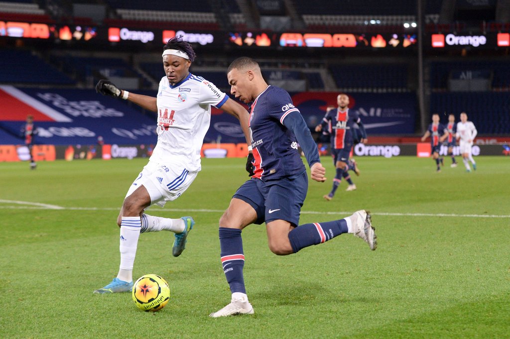 Duell gegen den Besten: Mohamed Simakan gegen Kylian Mbappé.