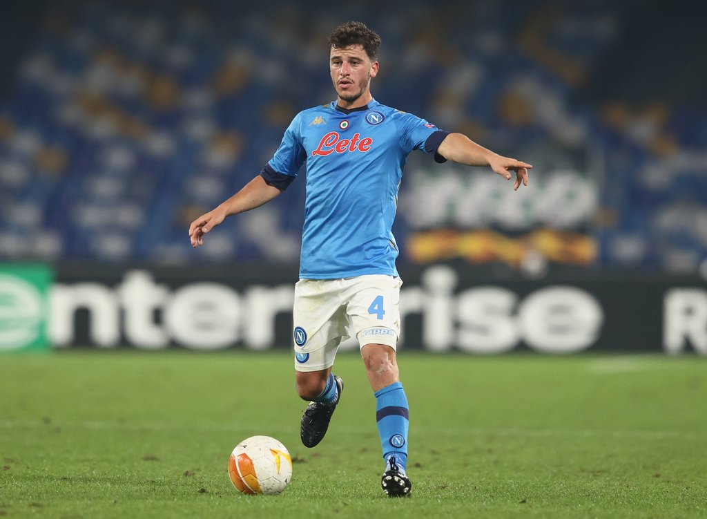 Diego Demme spendete Trikots an eine Leipziger Hilfsorganisation.