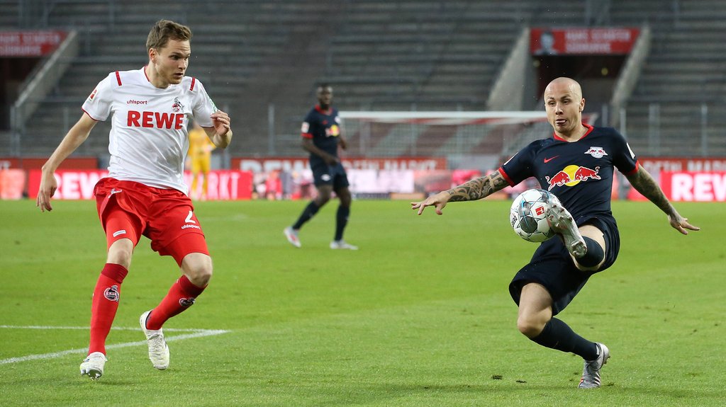 Langes Bein: Angelino gegen den Ex-Leipziger Benno Schmitz.