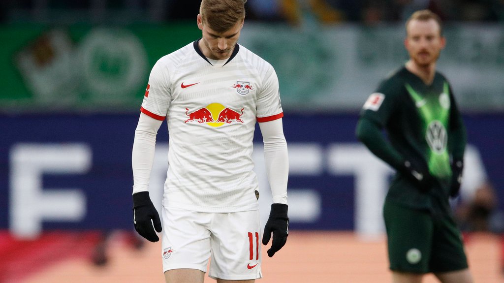 Hängende Köpfe: Werner &amp; Co. waren enttäuscht über das Remis in Wolfsburg.