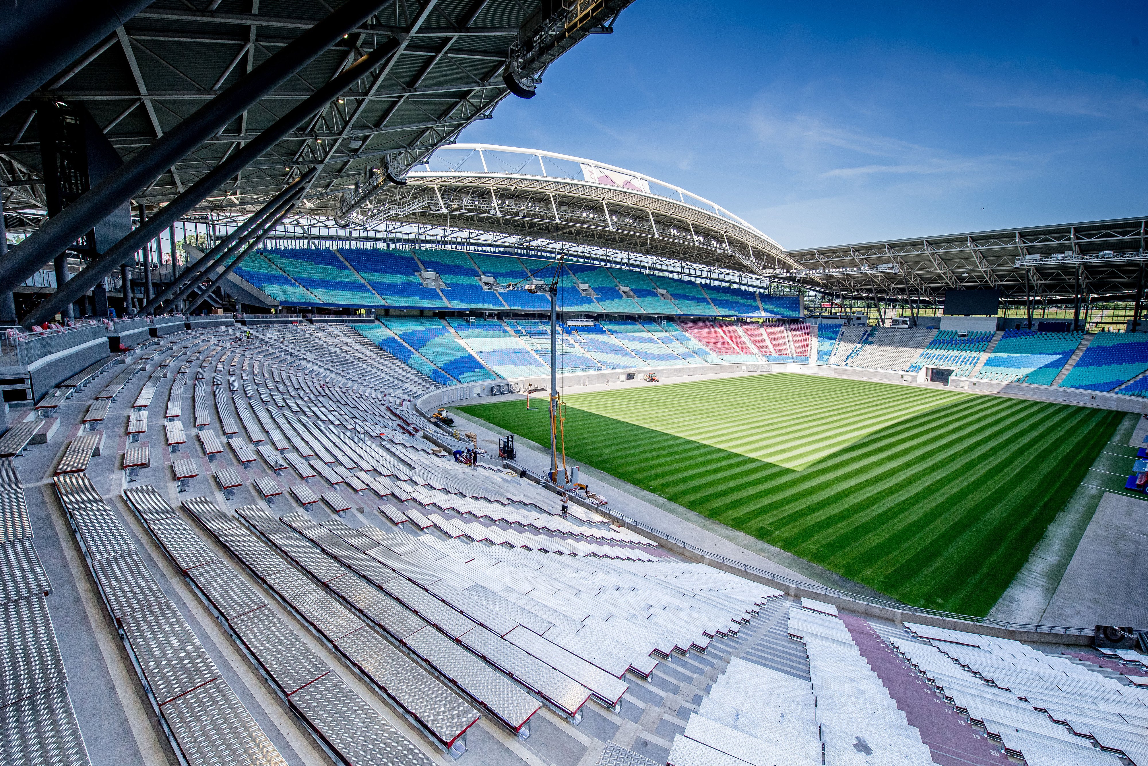 Endspurt Beim Umbau Der Red-Bull-Arena: RB Leipzig Zeigt Sein ...