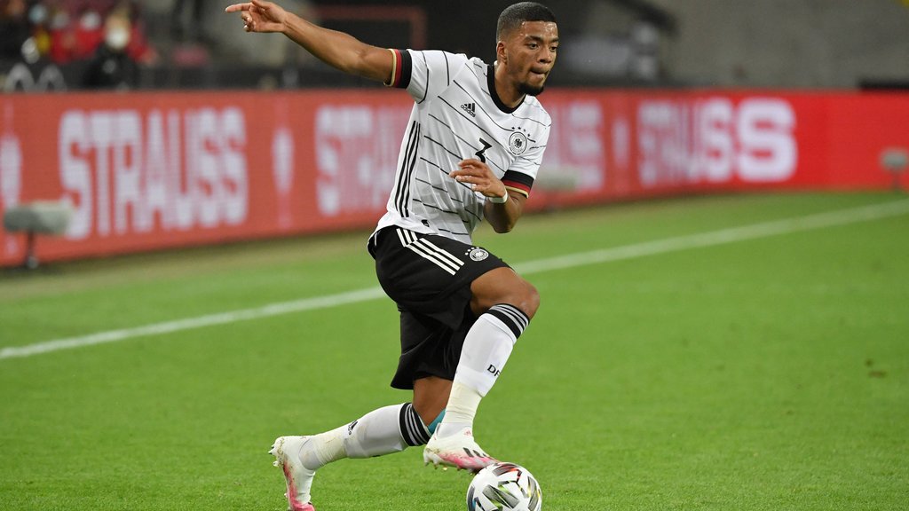 RB Leipzigs Neuzugang Benjamin Henrichs feierte kürzlich sein Comeback für die DFB-Elf.