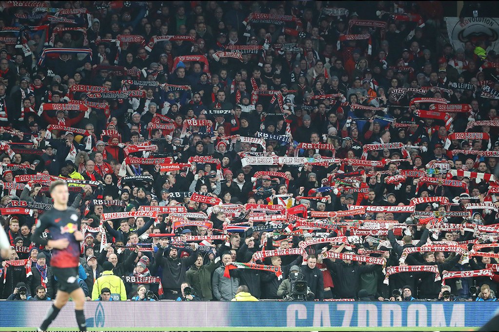 Fans von RB Leipzig sorgten durch Werfen von Gegenständen für eine vierstellige Geldstrafe.