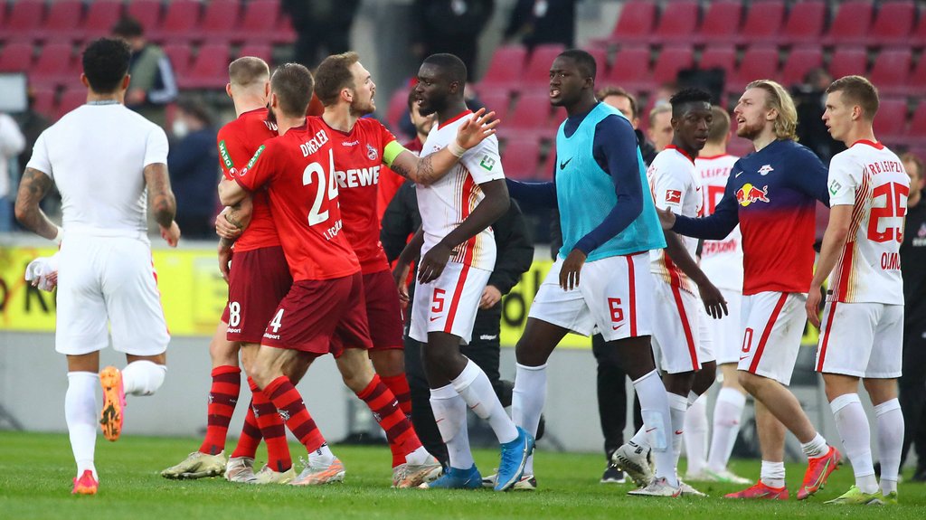 Kein Ringelpiez: Spieler von RB und Köln werden handgreiflich