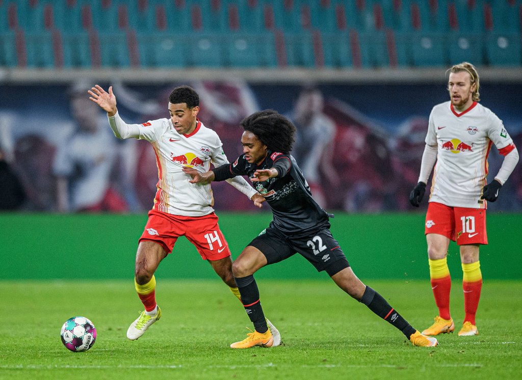 Hinspiel-Eindrücke: Tyler Adams gegen Tahith Tongh, Emil Forsberg schaut zu