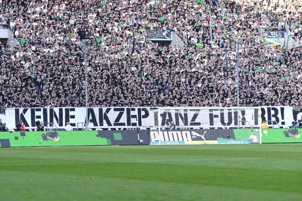 In Mönchengladbach möchten Teile der Fans RB Leipzig nicht akzeptieren.