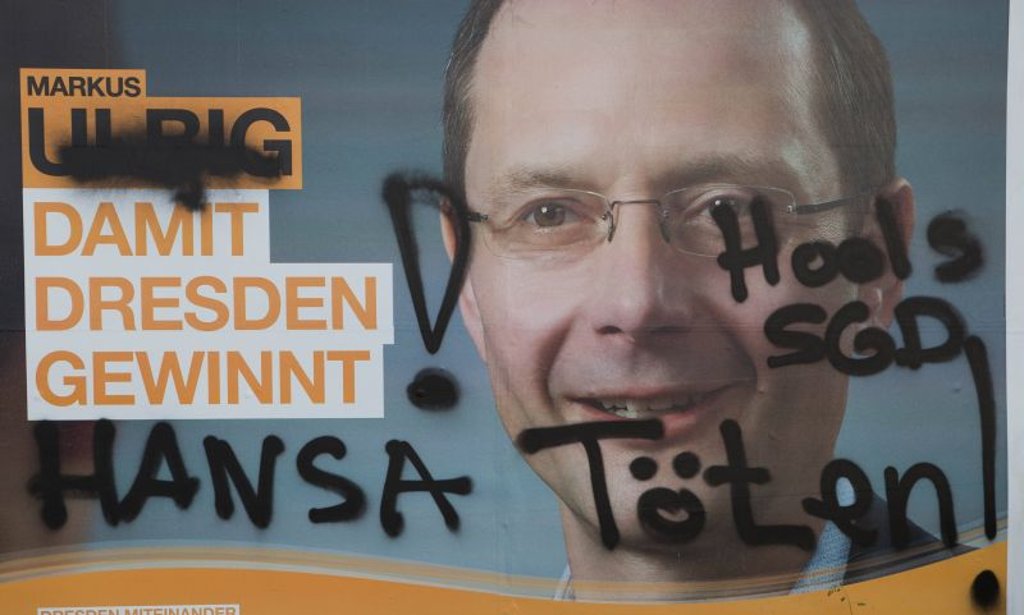Markus Ulbig hat fußballbezogene Probleme direkt vor seinen Augen.