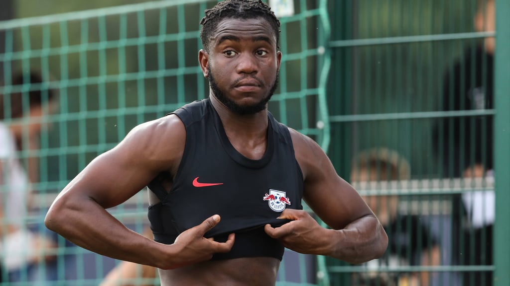 Ademola Lookman trainiert mit RB Leipzig - eine Perspektive hat er dort aber wohl nicht.