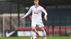 Tom Krauß für die U19 von RB Leipzig am Ball.