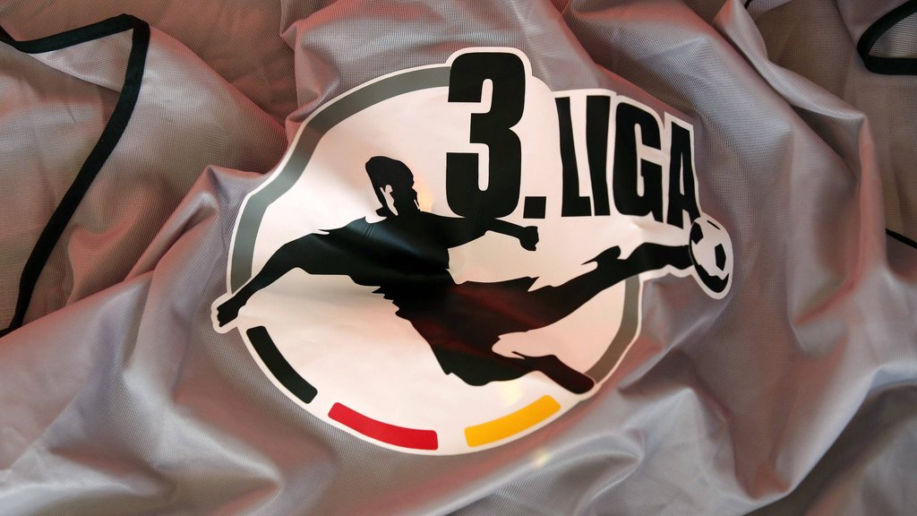 In der 3. Liga herrscht Uneinigkeit, ob die Saison zu Ende gespielt werden kann oder nicht.