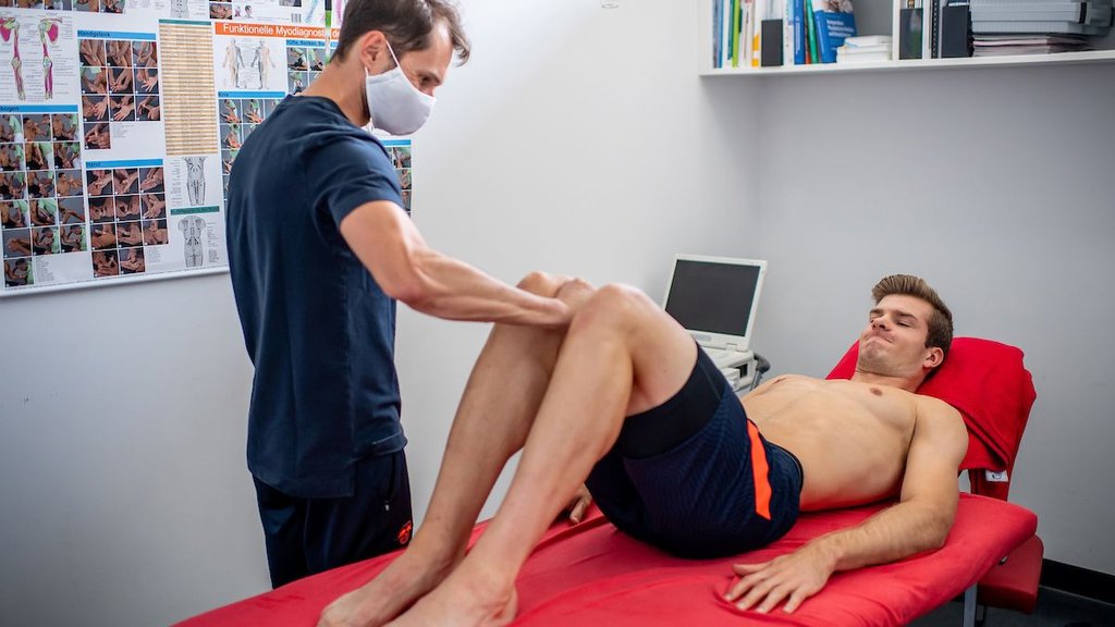 „Nach den ersten Gesprächen war für mich schnell klar, dass ich für RB Leipzig spielen will”: Alexander Sörloth beim Medizincheck.