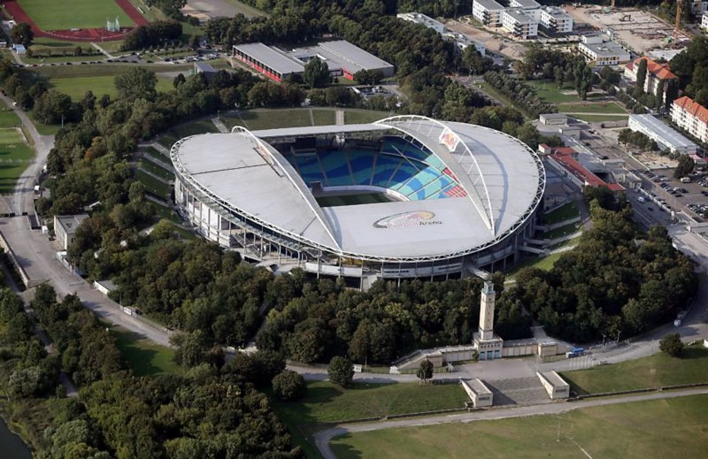 Die Anhänger von RB Leipzig spüren wenig Sorgen. Nur mit der Red Bull Arena sind sie nicht zu 100% zufrieden.