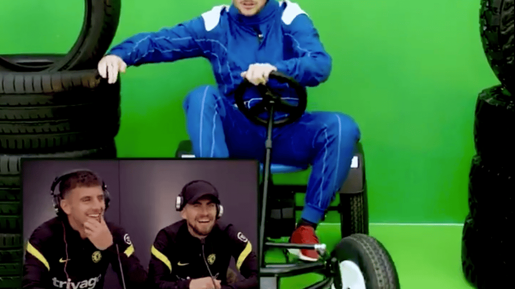 Jetzt soll er auch noch Motorengeräusche machen: Timo Werner.