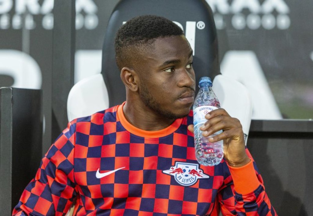 Bankdrücker: Ademola Lookman.
