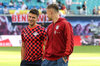 Gute Freunde, auch wenn sie unterschiedliche Trikots tragen: Diego Demme und Joshua Kimmich vor einem Duell zwischen Bayern und Leipzig.