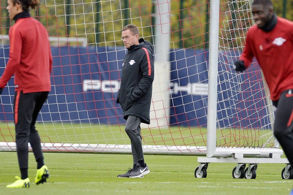 Ein Bild aus vergangenen Tagen: Ralf Rangnick beim Training von RB Leipzig.