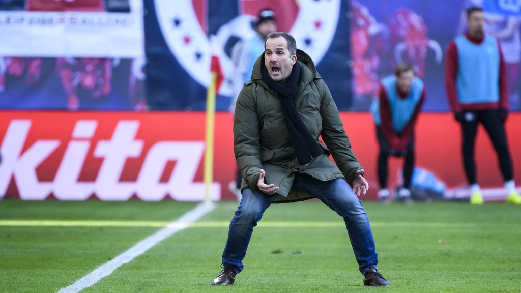 Bekannt in Leipzig: Ex-Augsburg-Coach Baum wird neuer Trainer auf Schalke