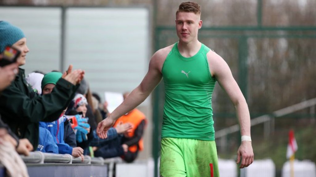 Julian Krahl war der Held des Spiels gegen Borussia Dortmund.