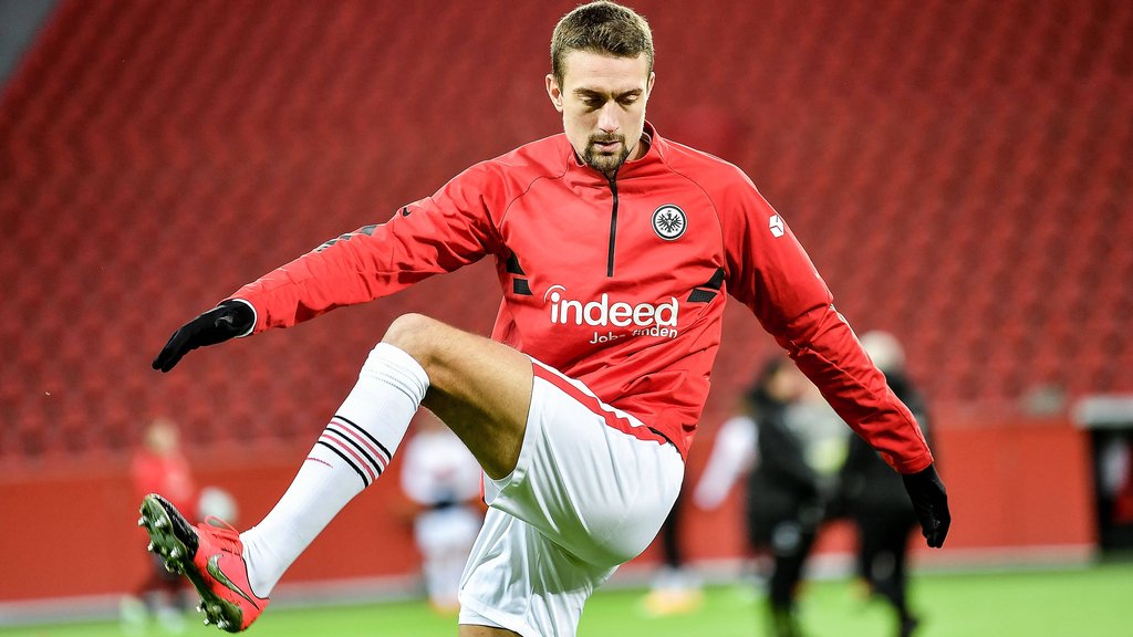 Stefan Ilsanker durfte gegen den FC Schalke 04 nicht spielen.