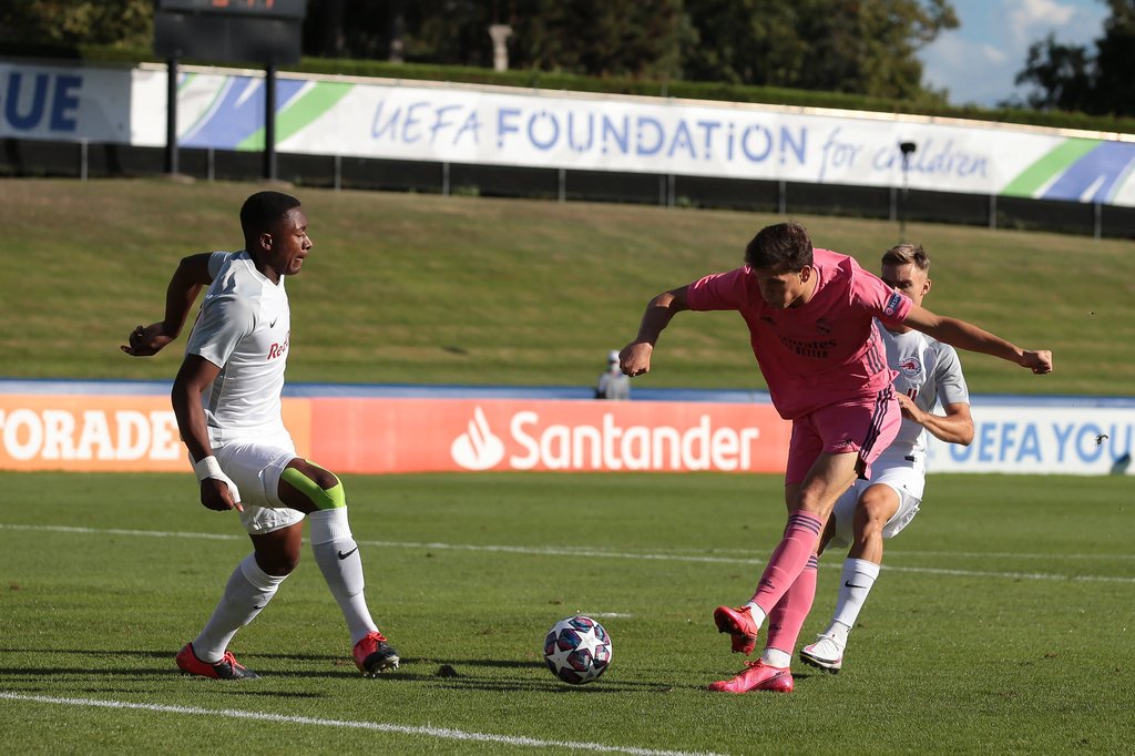 Torschütze zum 1:0: Juan Latasa gegen den FC Salzburg
