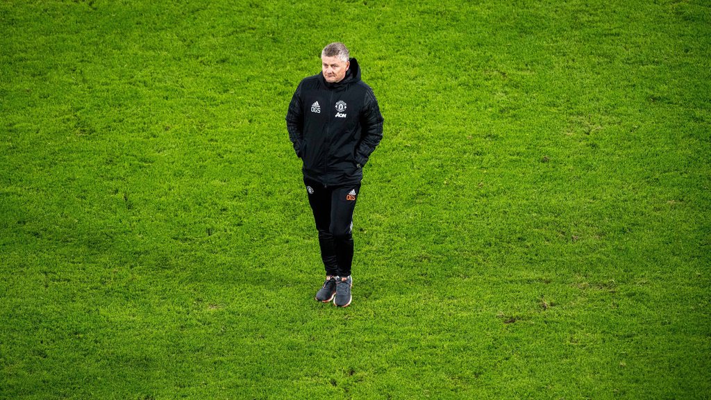 Einsam auf dem Rasen der Red-Bull-Arena: Manchesters Coach&nbsp;Ole Gunnar Solskjaer nach der Pleite gegen RB Leipzig.