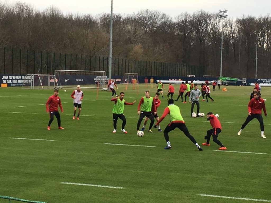 Blondschopf Kampl ist wieder dabei: Training bei RB Leipzig an diesem Dienstag