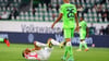 André Silva am Boden: Der RB-Stürmer rieb sich gegen Wolfsburg auf.