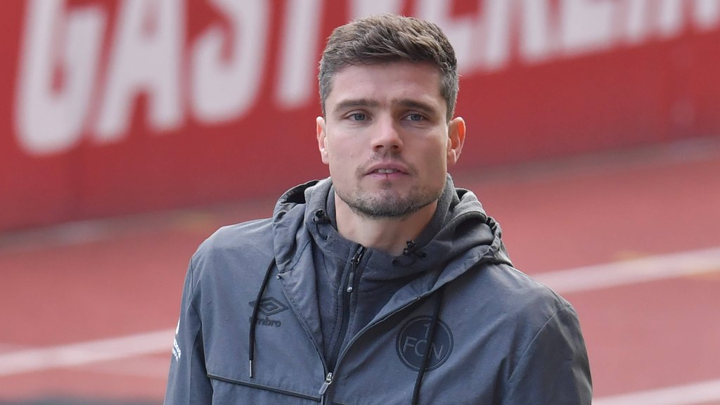 Robert Klauß wäre beinahe schon 2019 zu Hannover gewechselt, aber RB Leipzig ließ ihn nicht gehen.