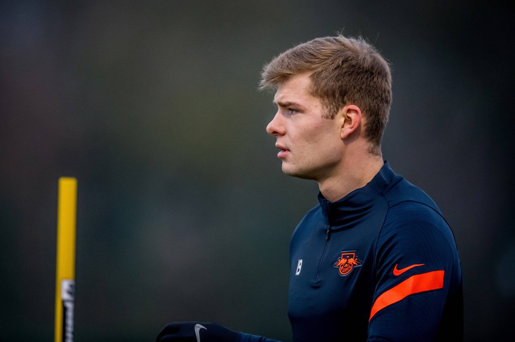 Behielt gegen Wolfsburg die Trainingskleidung an: Alexander Sörloth.