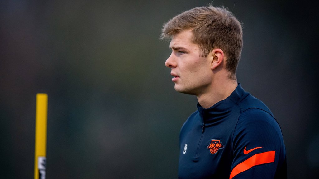 Behielt gegen Wolfsburg die Trainingskleidung an: Alexander Sörloth.