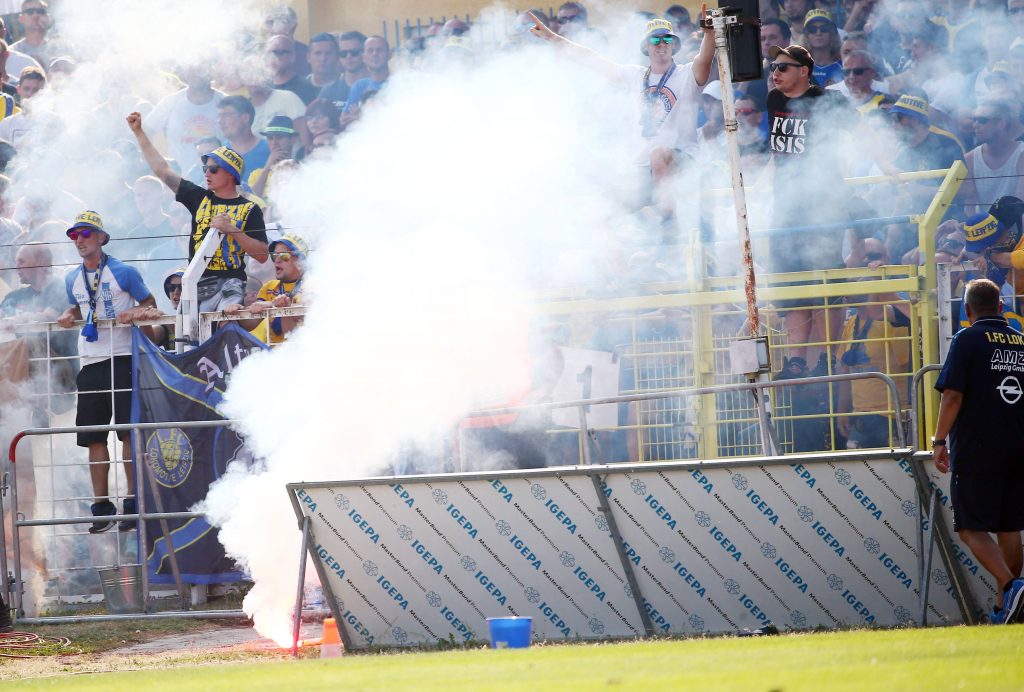 Kostet Lok Leipzig einiges an Geld und Image: Lok-Fans beim Spiel gegen RB Leipzig II.