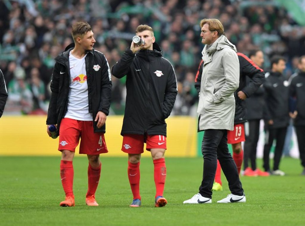 Laune im Keller: Willi Orban, Timo Werner imd Ralph Hasenhüttl (von links,
