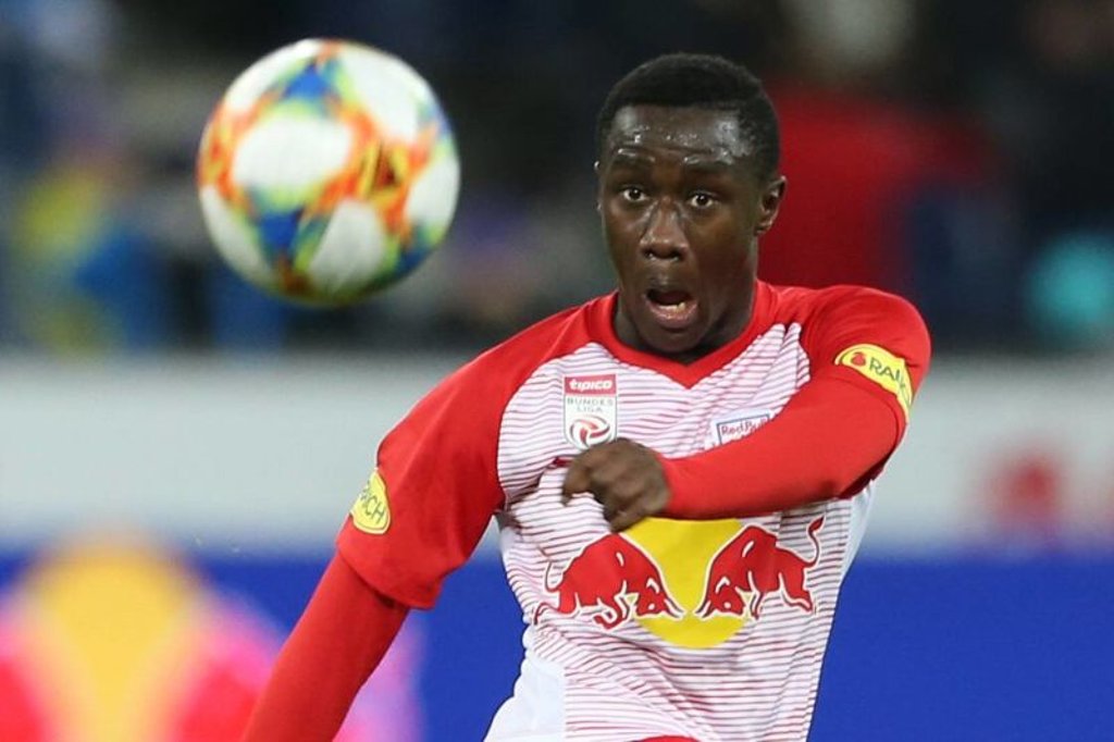 RB Salzburgs Diadie Samassekou soll kurz vor einem Wechsel zu Borussia Dortmund stehen.