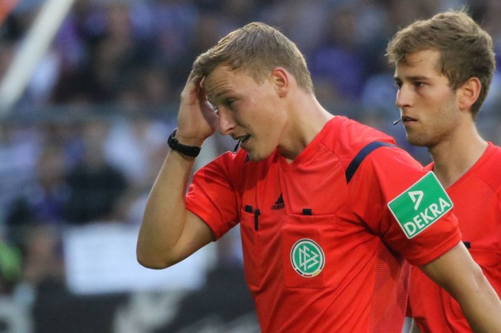Martin Petersen ging einst beim DFB-Pokalspiel von RB Leipzig beim VfL Osnabrück nach einem Feuerzeug-Wurf vom Platz und brach die Partie ab.