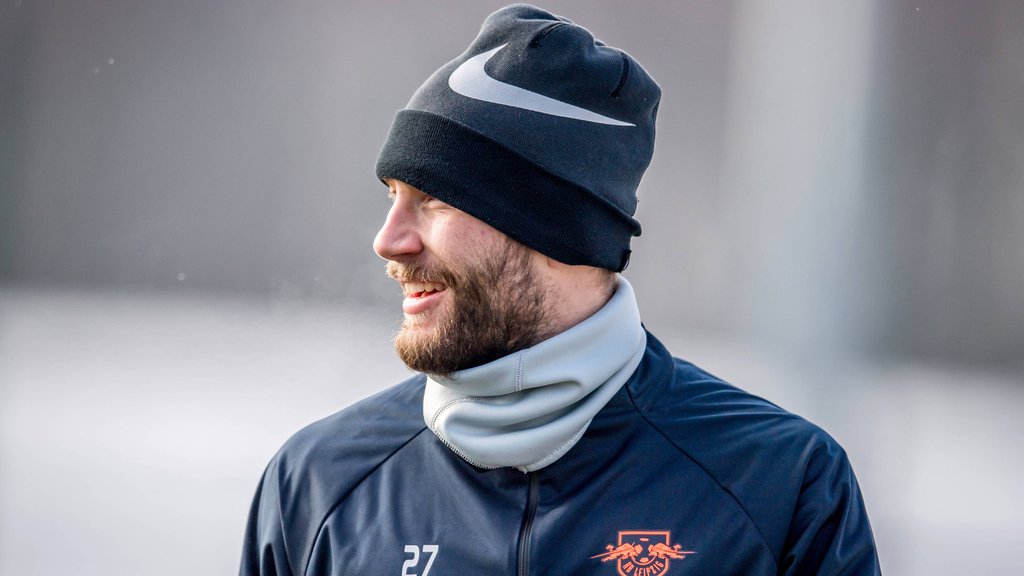 Konrad Laimer schuftet auf dem Trainingsplatz von&nbsp;RB Leipzig für seine Rückkehr.