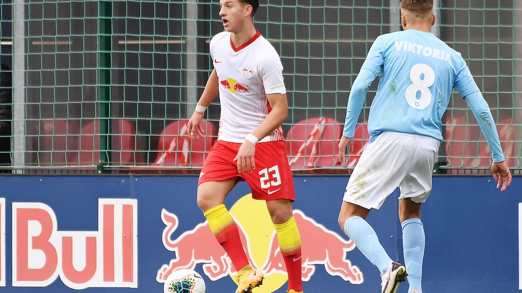 Ben Klefisch steigt aus der A-Jugend von RB Leipzig zu den Profis in die Bundesliga auf.