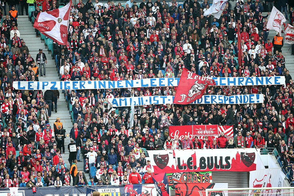 RB-Fans rufen zum neunten Mal zur Kleiderspende auf.