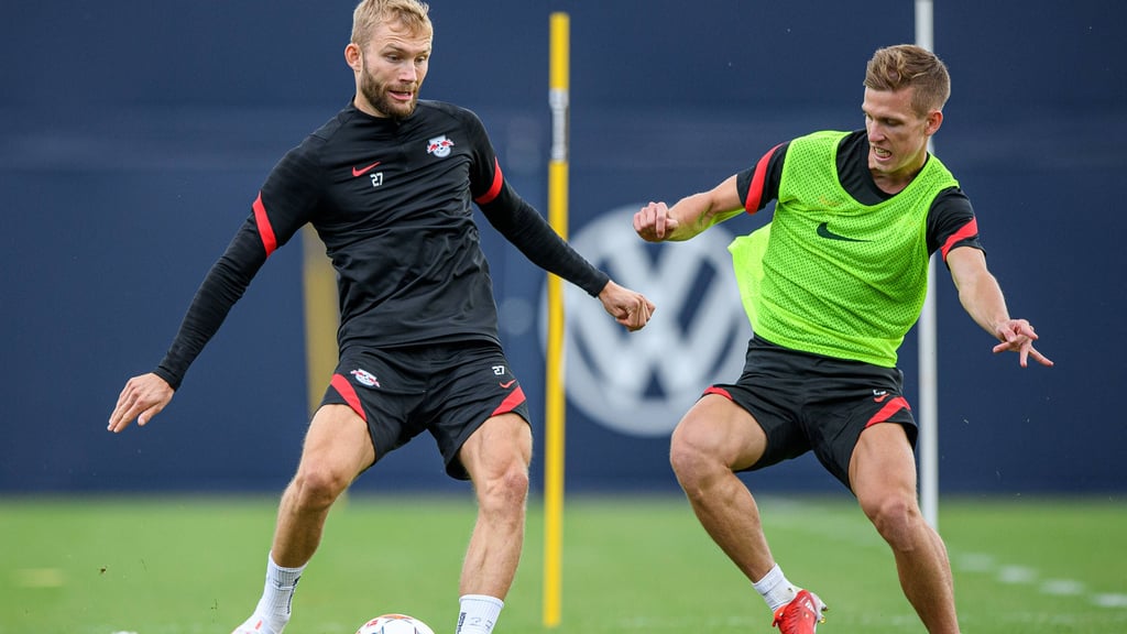 Konrad Laimer und Dani Olmo waren zuletzt nur im Training vom RB Leipzig zu sehen.