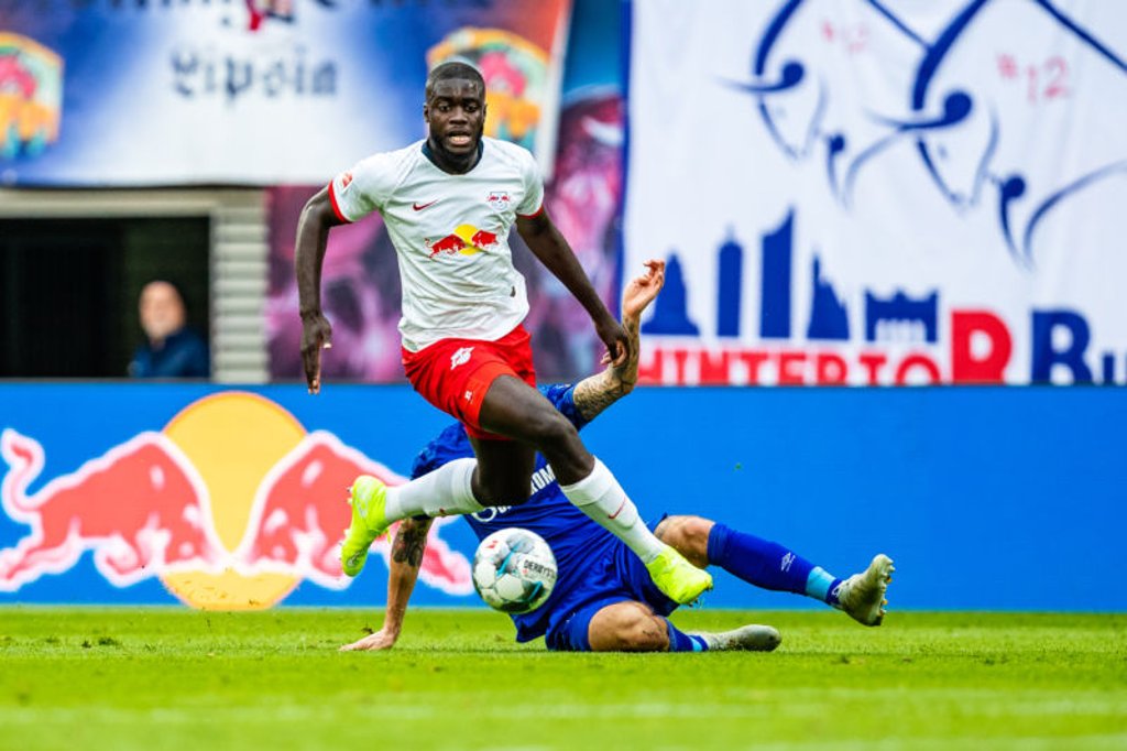 Dayot Upamecano soll bei RB Leipzig möglichst über 2021 hinaus bleiben.